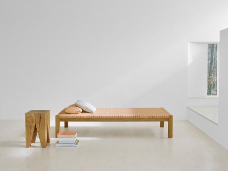 Backenzahn&trade; stool - Backenzahn_8.jpg